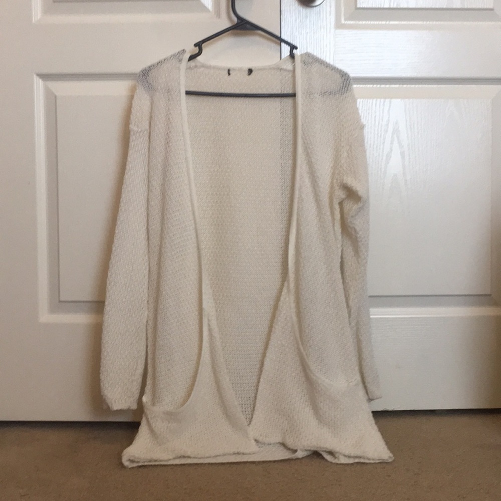 long sleeve cardigan with pockets